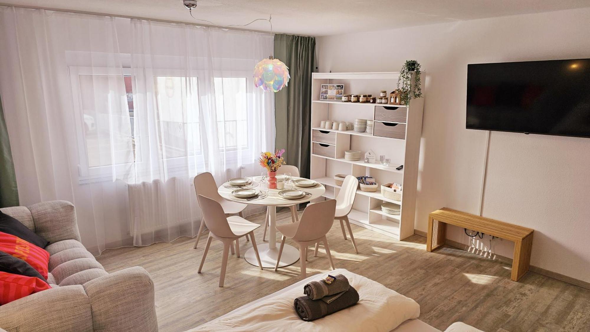 Stadtgarten-Studios - Im Zentrum Mit Parkplatz ไวน์การ์เทิน ภายนอก รูปภาพ